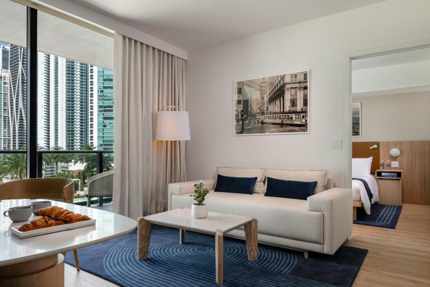 Gale Miami Hotel & Residences Exterior photo